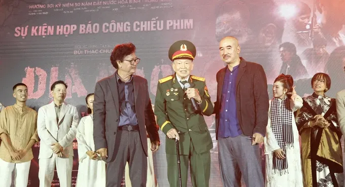 phim-dia-dao-10-4323-4496.jpg (1)